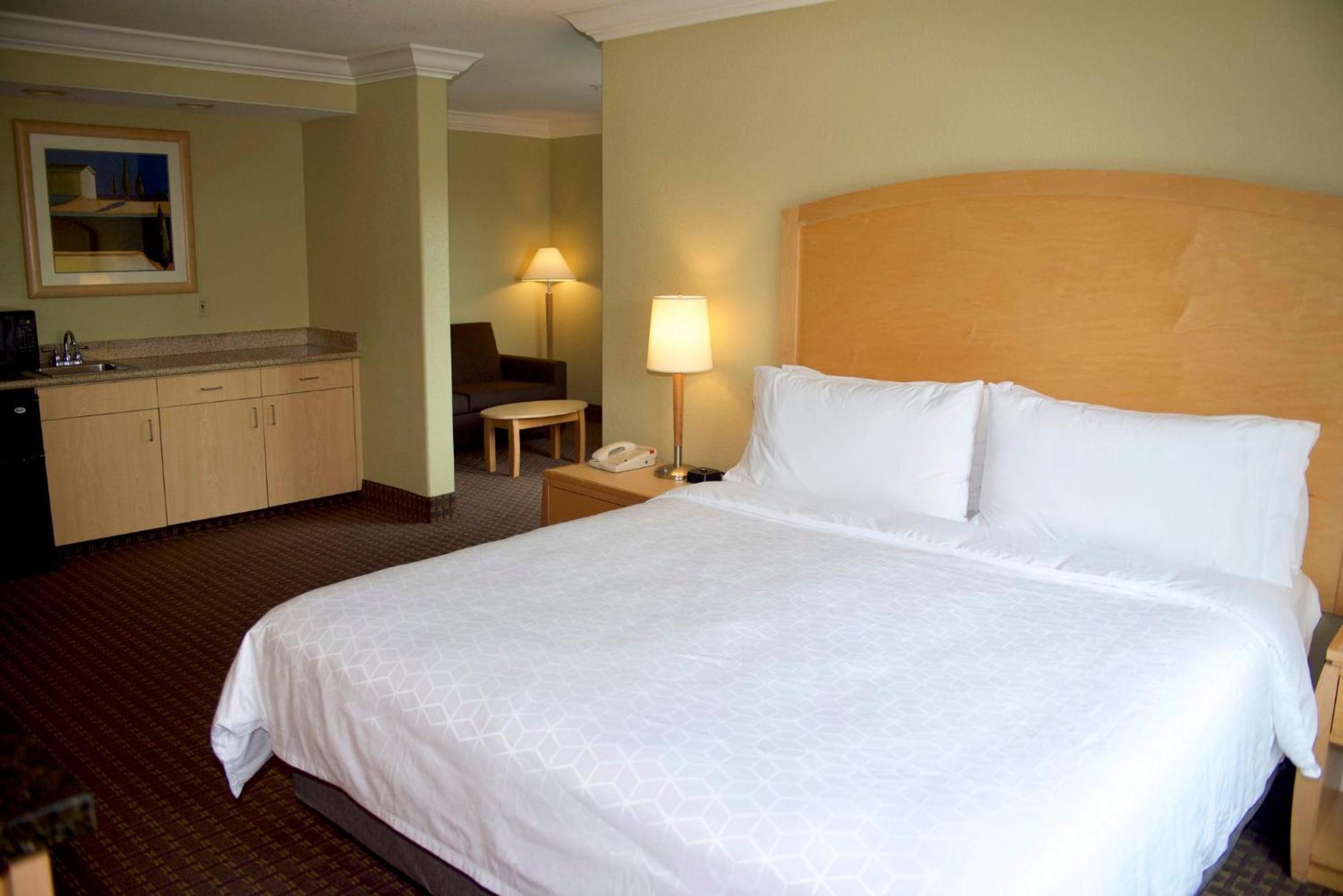Holiday Inn Express Hotel & Suites Vacaville By Ihg Exterior foto